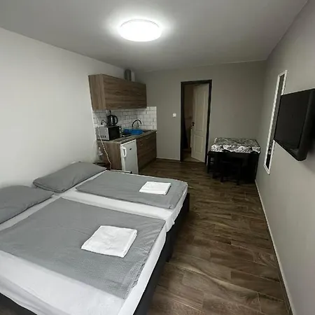 Freedom Apartman Morahalom