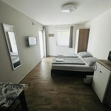 Freedom Apartman *